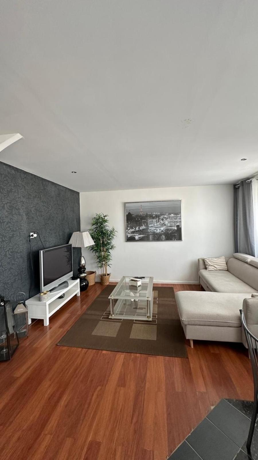 Apparemment Spacieux Et Lumineux Pour 6 Voyageurs สตราสบูร์ก ภายนอก รูปภาพ